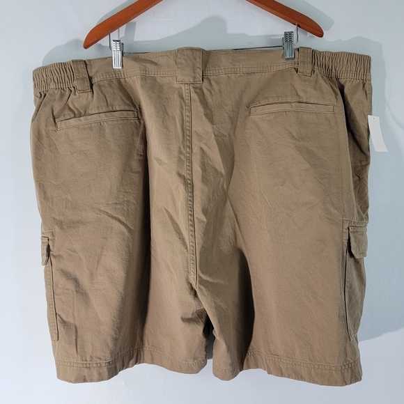 NWT ROUNDTREE & YORKE Men's Plus Size Khaki Cargo Short Ss 52W Beige Cotton - Picture 2 of 10
